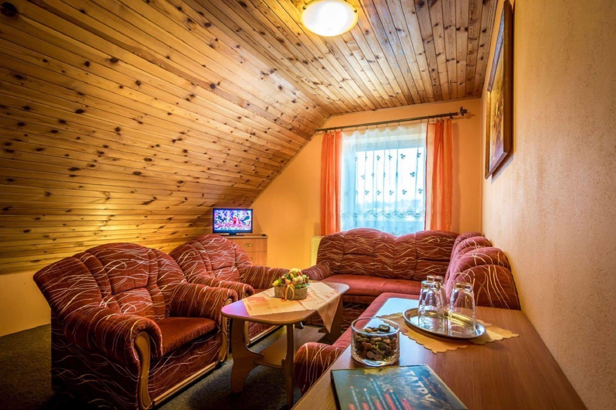 Penzion Palusak Stará Lesná Exteriör bild