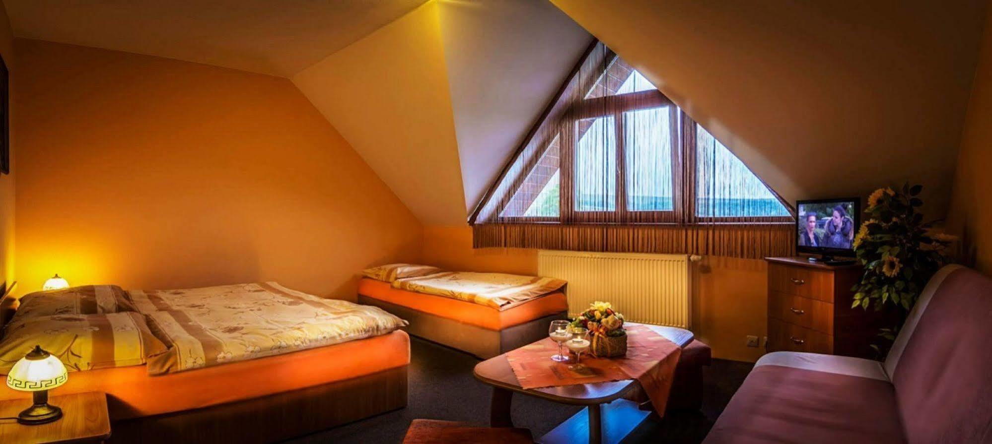 Penzion Palusak Stará Lesná Exteriör bild